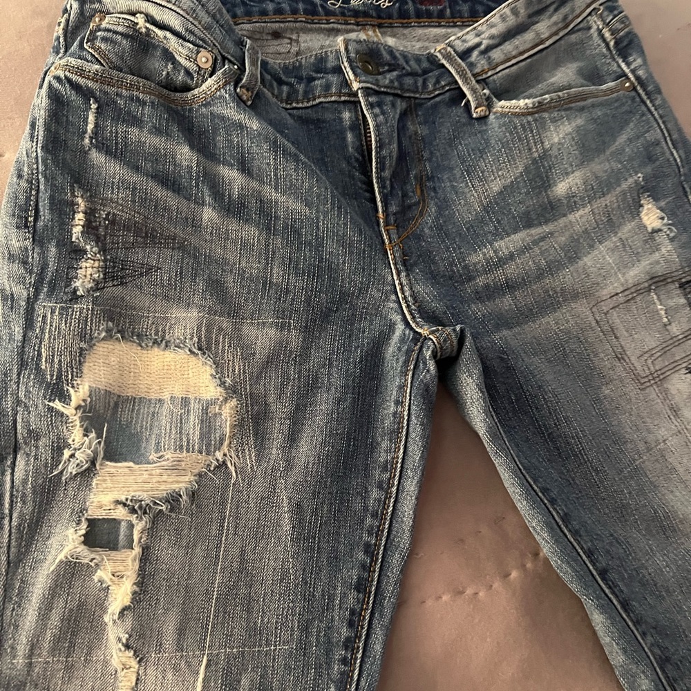 Levi’s Denim Patchwork Jean’s Distressed Euc Size… - image 2